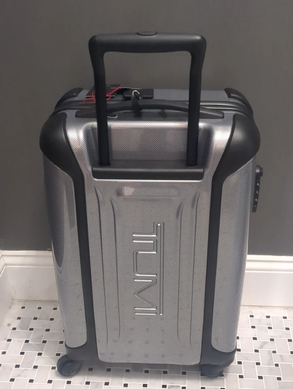 TUMI Vapor International 22